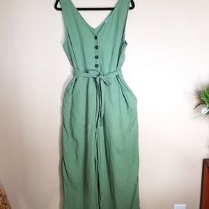 Time and Tru green sleeveless jumpsuit L